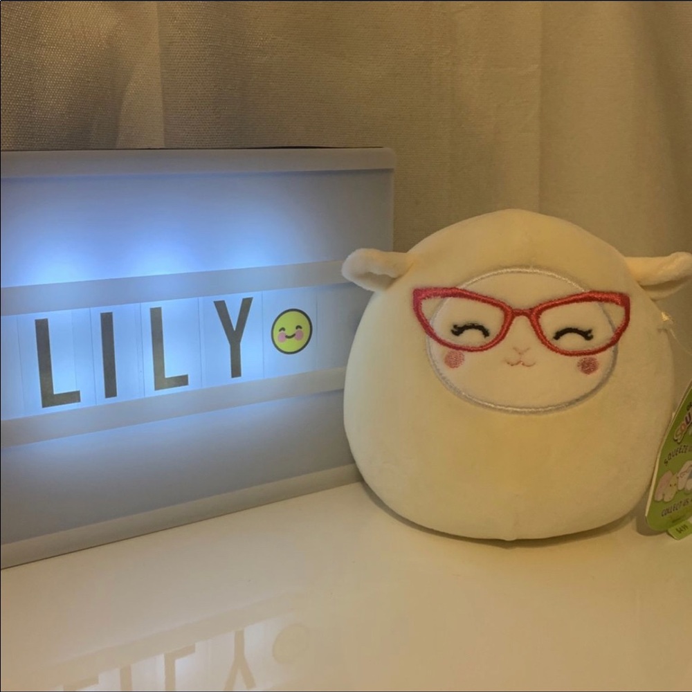 Lily the lamb Squishmallow- RELISTED
